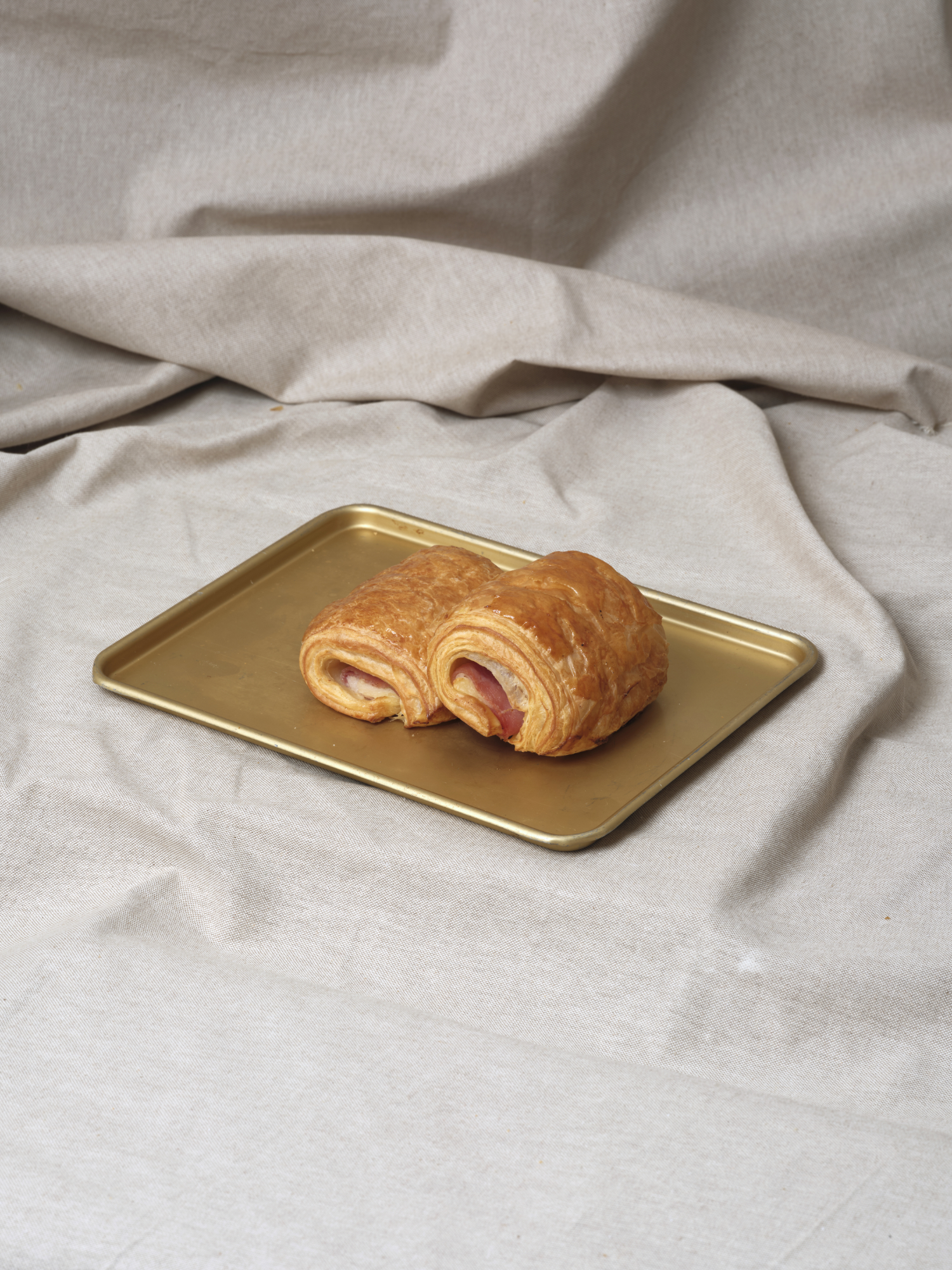 Napolitana de jamón de York y queso